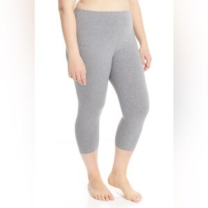 Gray Capri Leggings 4X